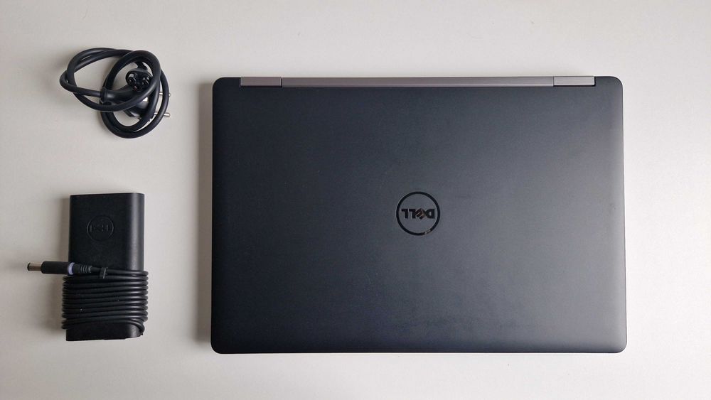 Laptop Dell Latitude E5570, i7-6600U, RAM 24 GB, SSD 256 GB,Win 10 PRO