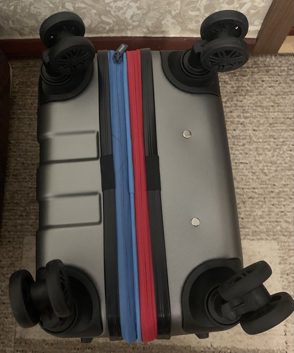 Валіза (чемодан) Monzana Hard Shell 40-45 л, 52*35*22-25 з розширенням