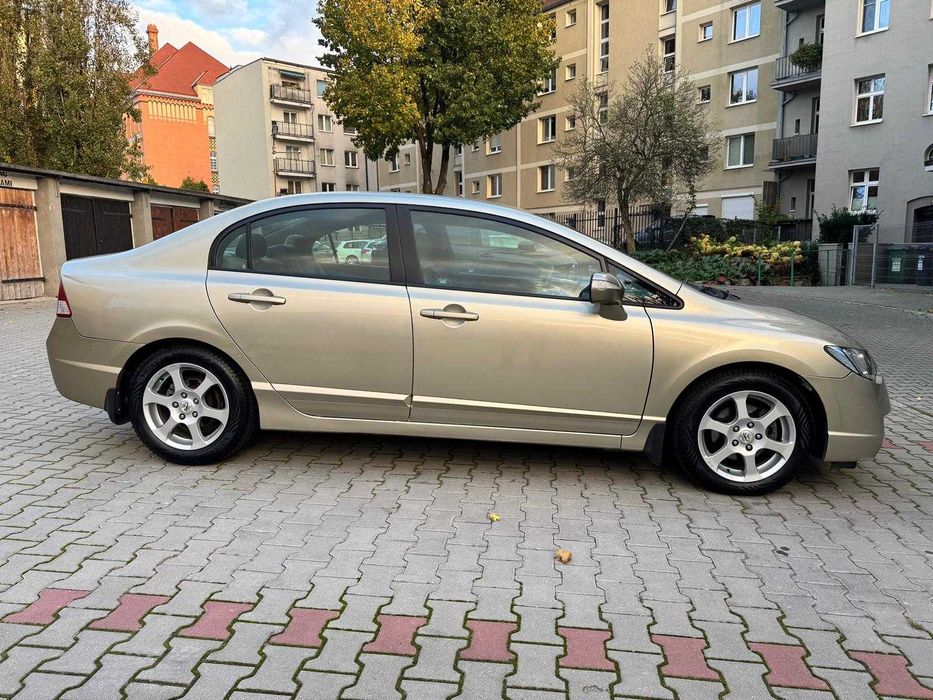 Honda Civic sedan VIII 1.8 140KM 2008 Polski Salon, niski przebieg