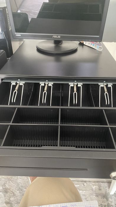 Computador e registadora - pack para venda