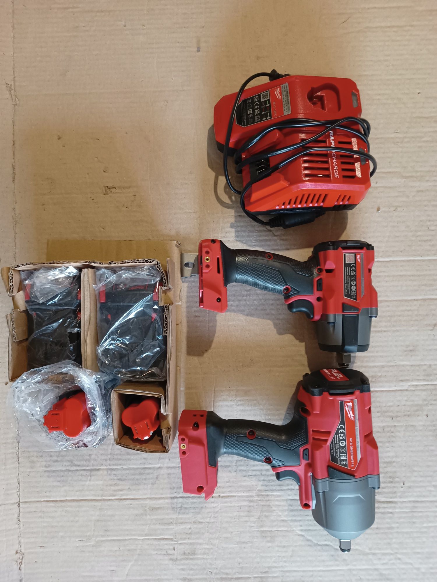 MILWAUKEE M18 ONEFHIWT 12. M18 FMTIW2F12 Milwaukee M18 B5 5.0 AH 2шт.