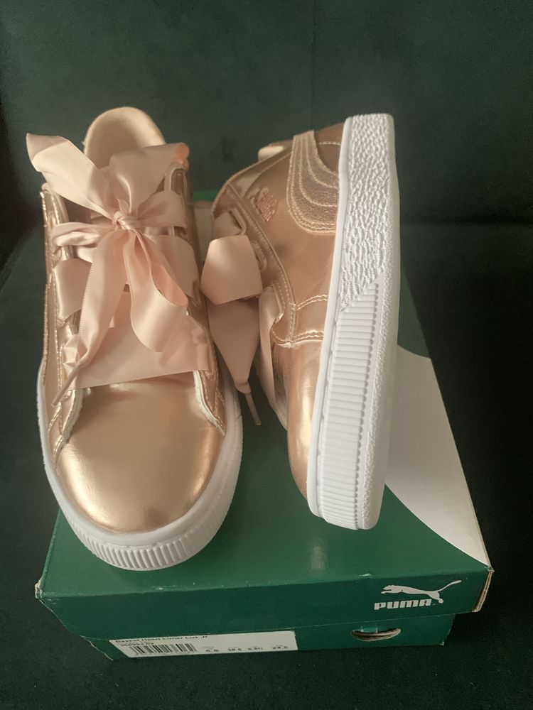PUMA Basket Heart Lunar Lux