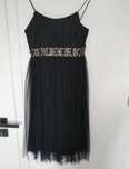 Sukienka marki premium Needle and Thread tiulowana rozkloszowana