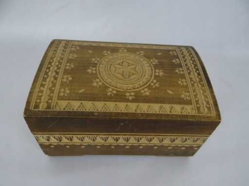 Skrzyneczka oryginalna stara