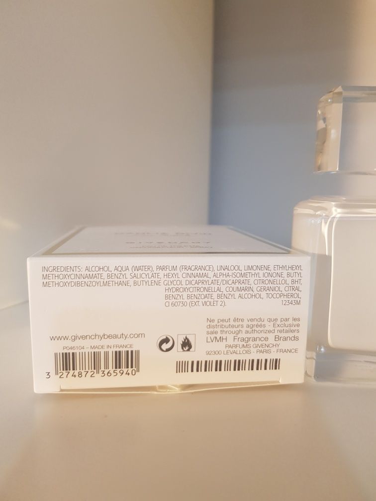 Givenchy Dahlia Divin Eau Initisle woda toaletowa