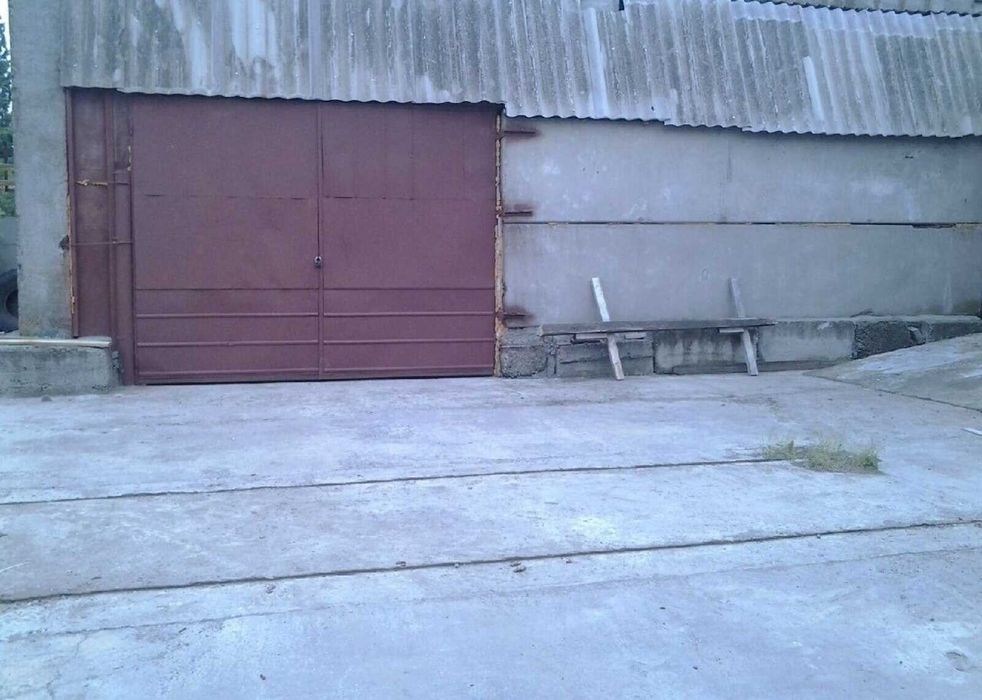 Продаж спеціального приміщення на туп. Тяжилівський