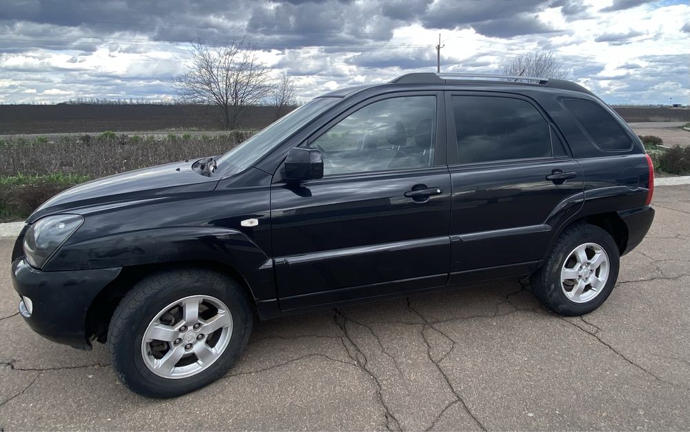 Kia Sportage 2.0d 2007 срочно