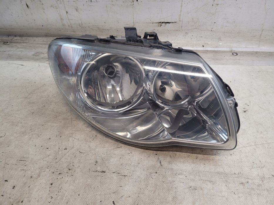 Lampa Prawa Przednia Prawy przód 04857830AC Chrysler Voyager IV 4…