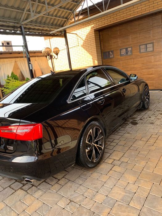 Продам Audi A6 c7 2011г.