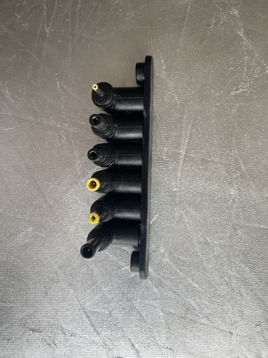 Універсальний адаптер для ноутбука Gembird NPA-AC3, майже новий