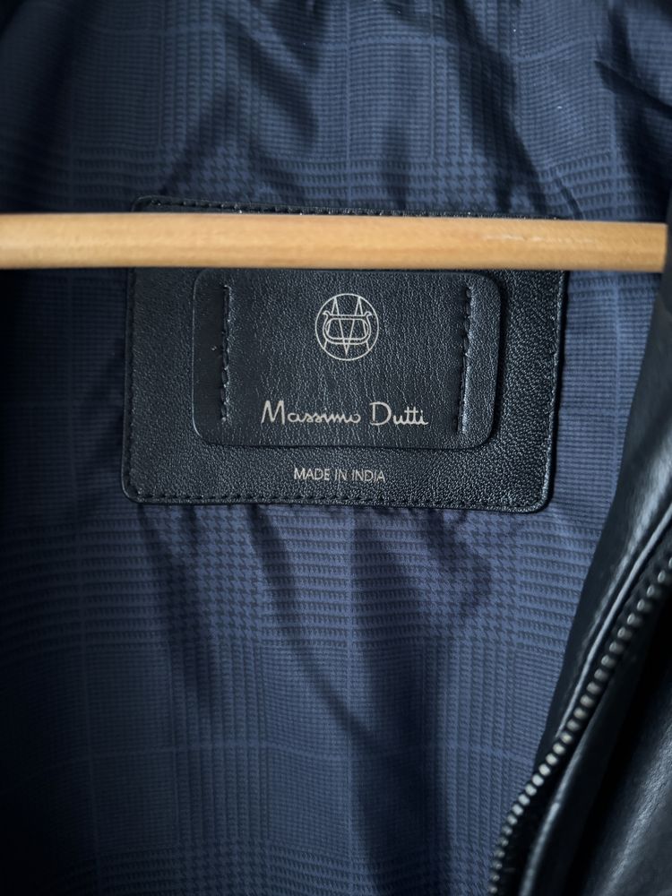 Шкіряна куртка Massimo Dutti. Чоловіча, розмір M