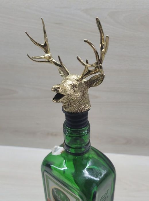 Nowy nalewak, oryginalny Jägermeister. Polecam