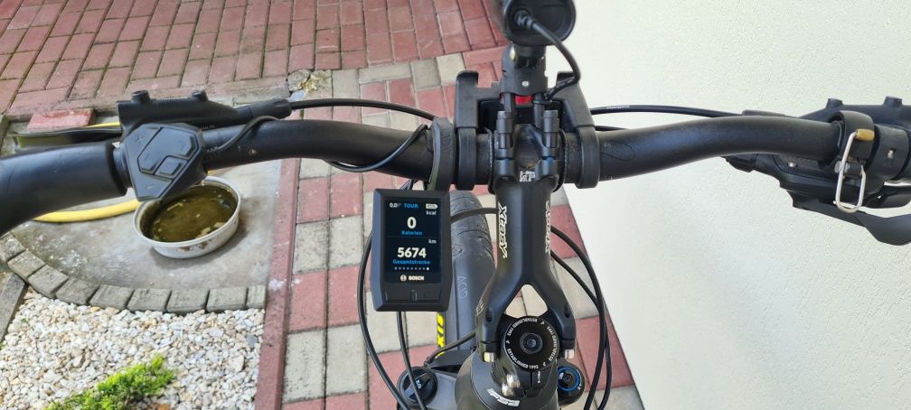 Rower Elektryczny CUBE STEREO 29cali