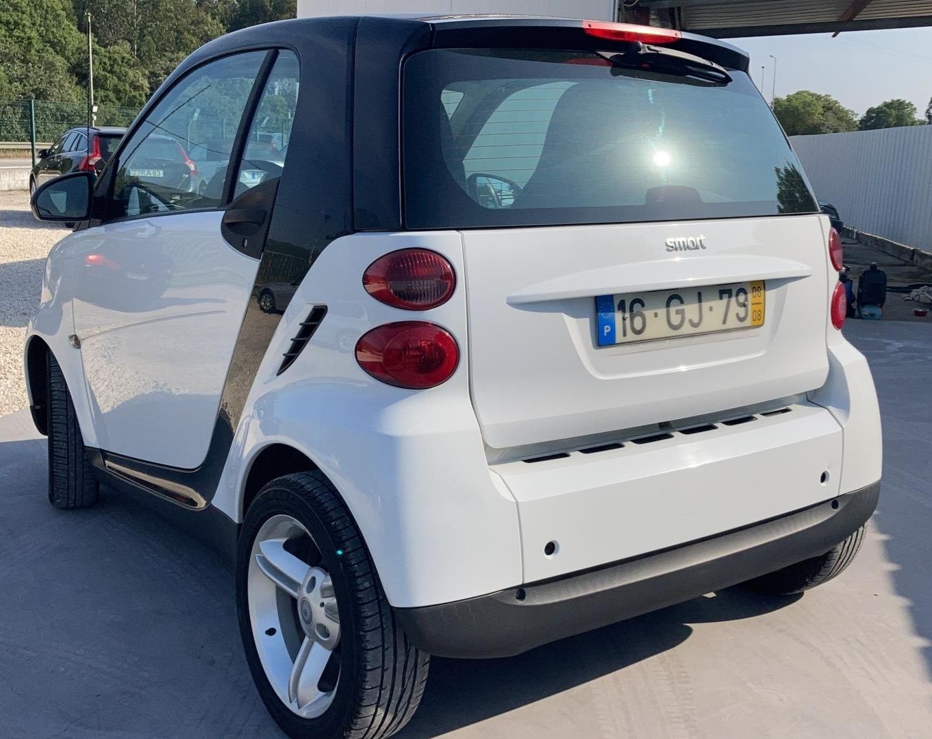 Smart Fortwo (W451) Pure gasolina 61cv (avaria)