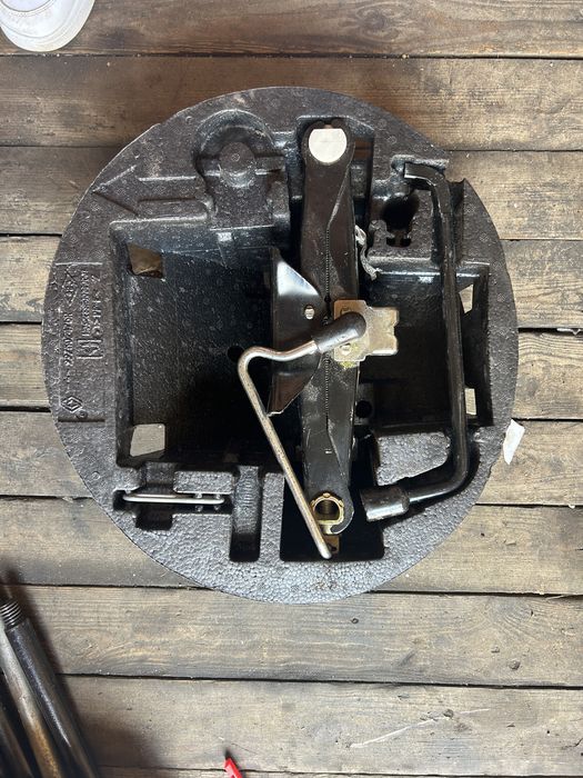 Домкрат Renault ZOE рено зое зоя