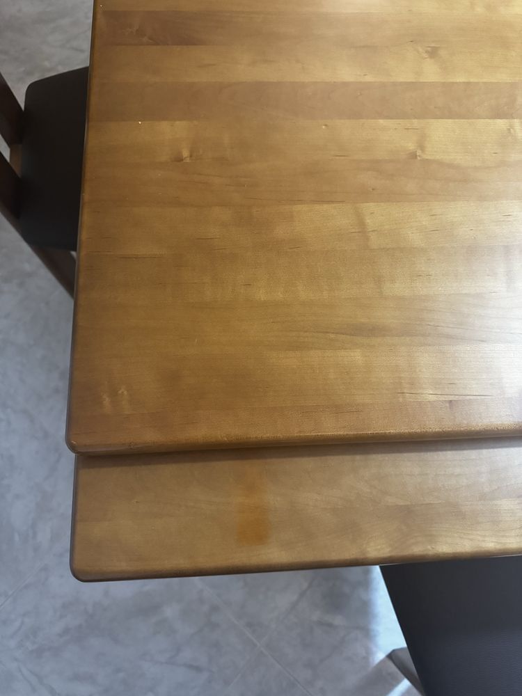 Mesa de Jantar Extensivel de Madeira
