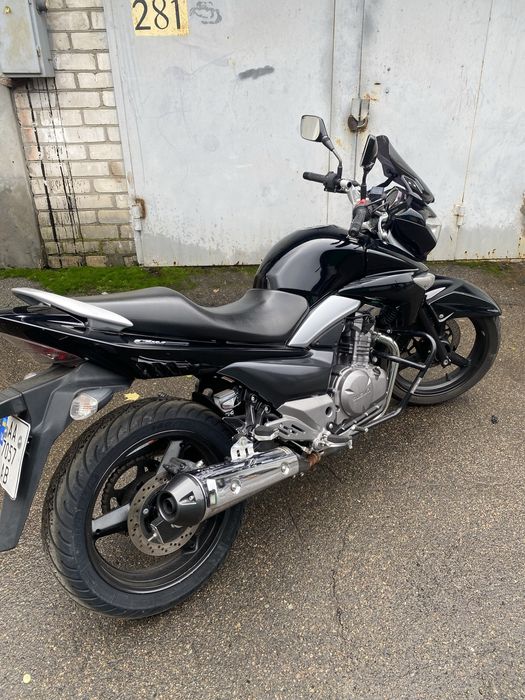 Suzuki gw 250 ( inazuma) він же GSR