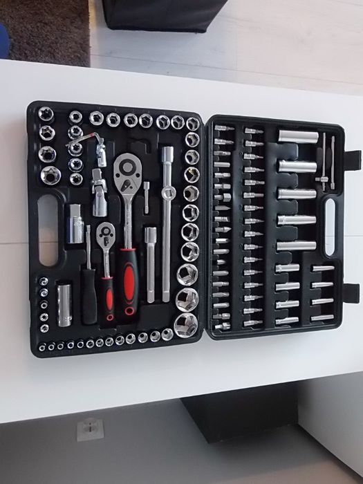 Klucze nasadowe Zestaw Nasadki Samochodowe 108szt