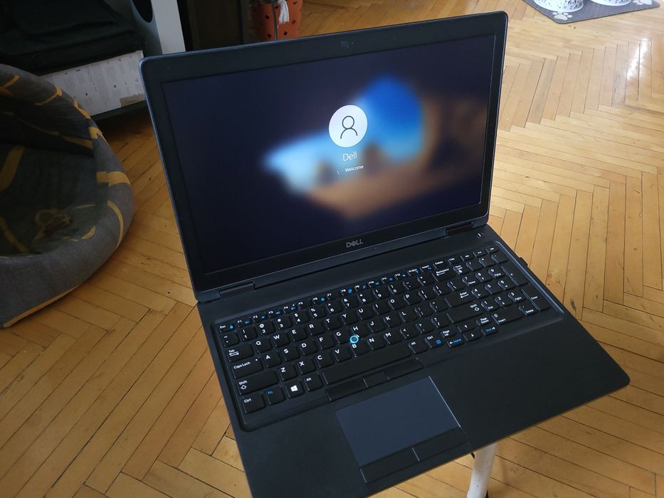 Dell 5590 Latitude 15,6 I7-7600 16/256GB