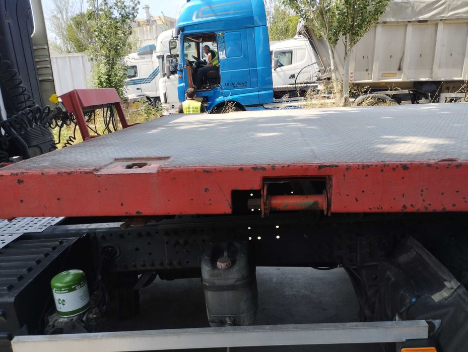 Semi reboque camião