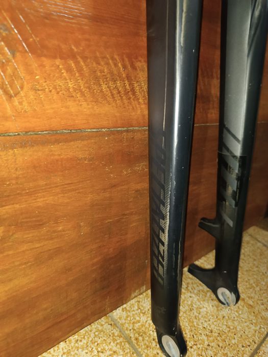 Garfo specialized carbono