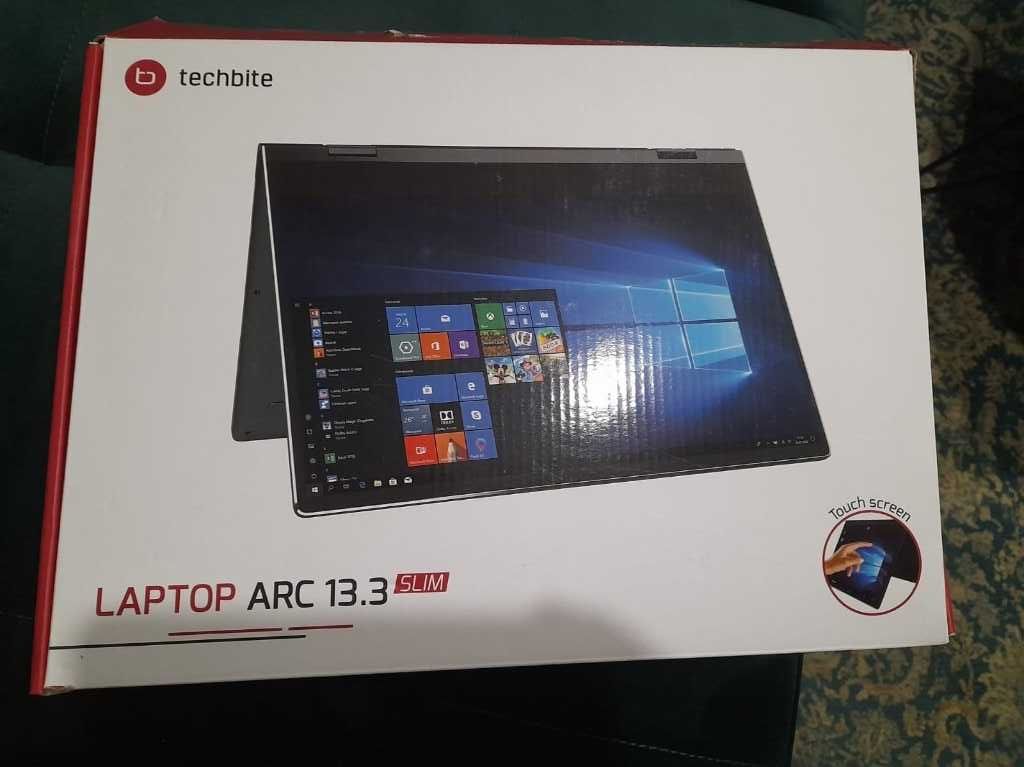Laptop z ekranem dotykowym 13.3 cali jak nowy!