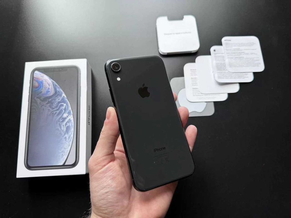 iPhone XR 100% батарея