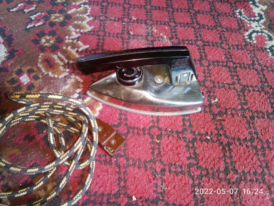 Утюг складной дорожный ут400