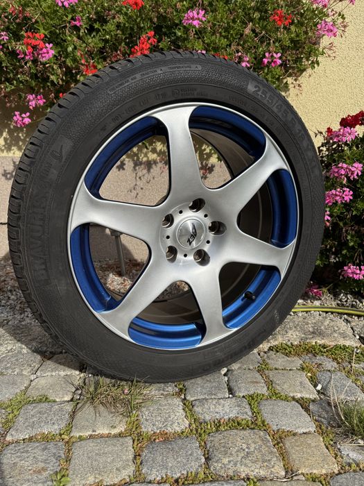 Komplet felg, felgi 18 cali et46 8,5j  5x120 z oponami