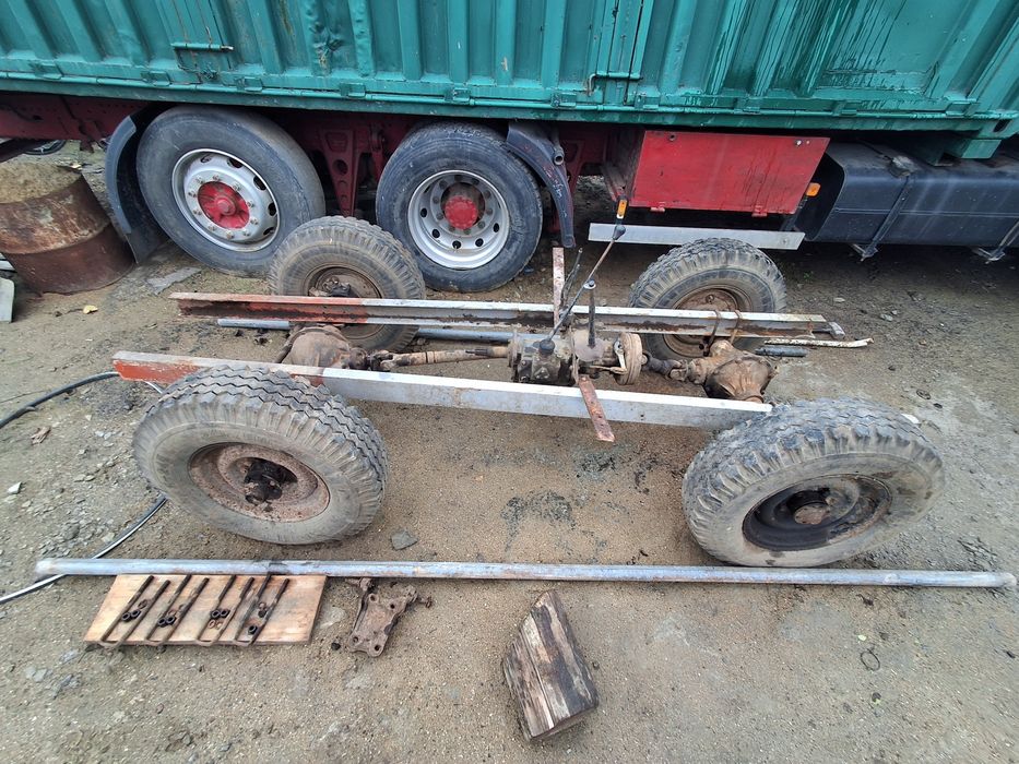 Продам укороченные мосты под самодельный трактор Мосты коробка уаза