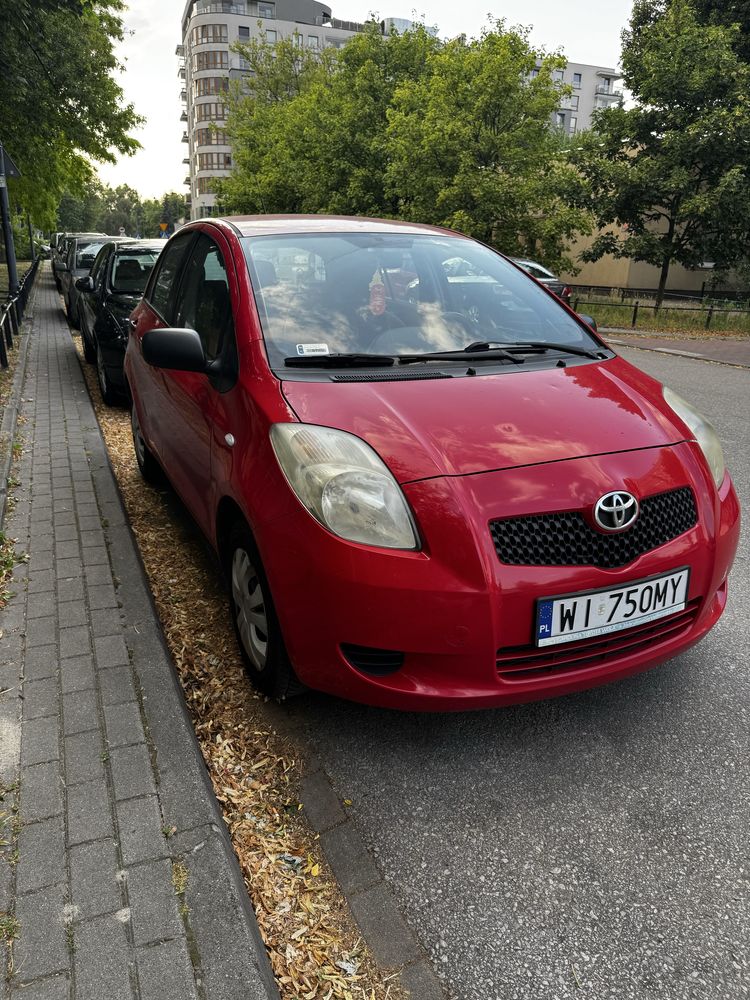 Toyota Yaris 1.0 - idealna do miasta