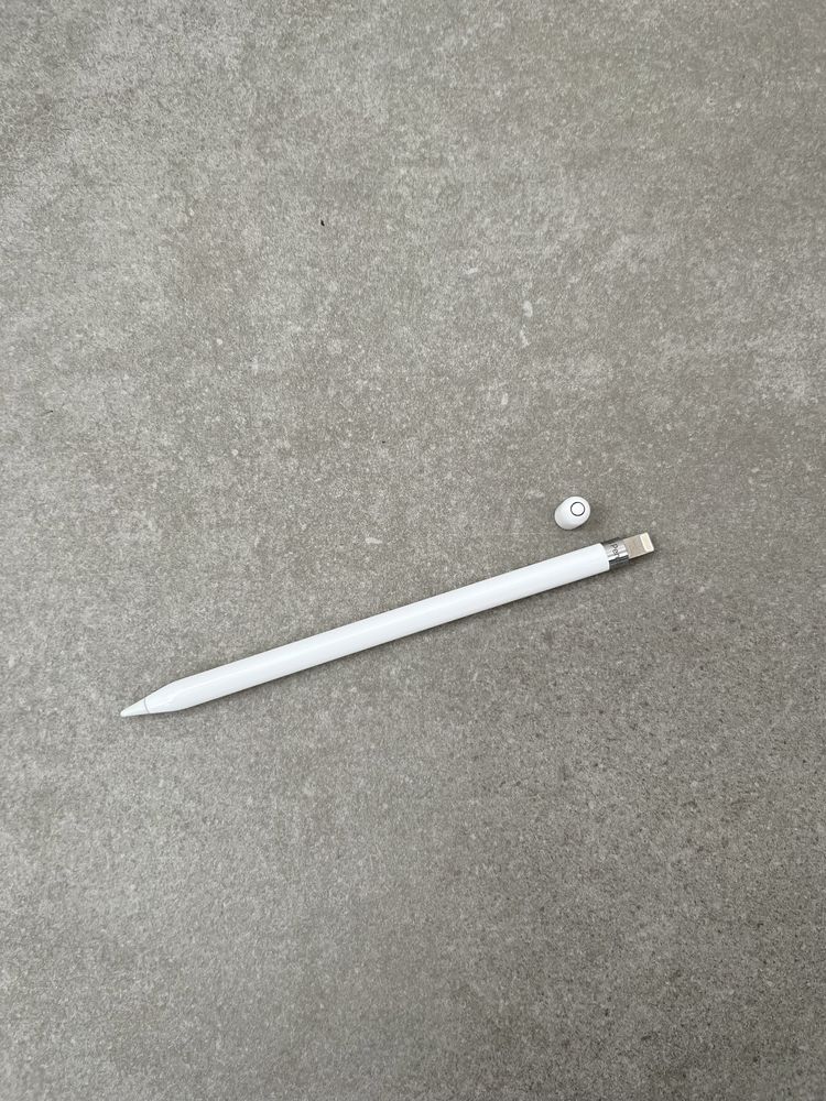 70$ Apple Pencil 1gen / MK0C2