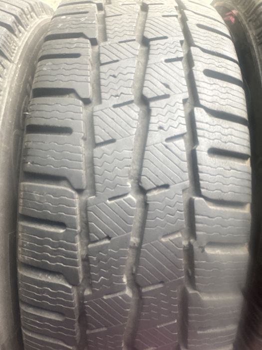 Opony 215/60/17 c 104/102 H Michelin Agilis Alpin