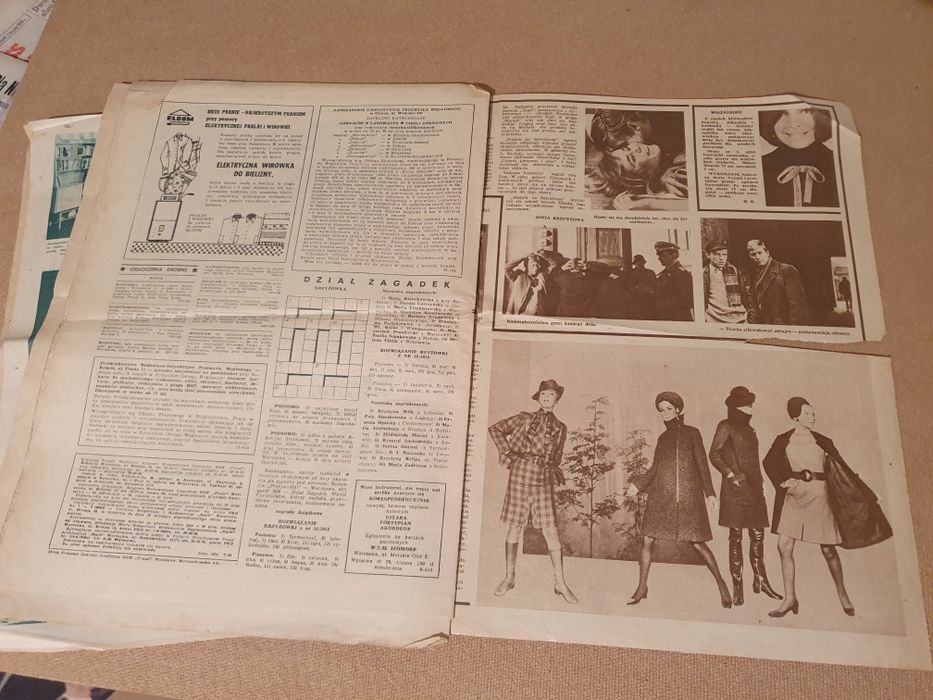 Stare czasopisma gazety Przyjaciółka PRL 2 szt 66r/67r