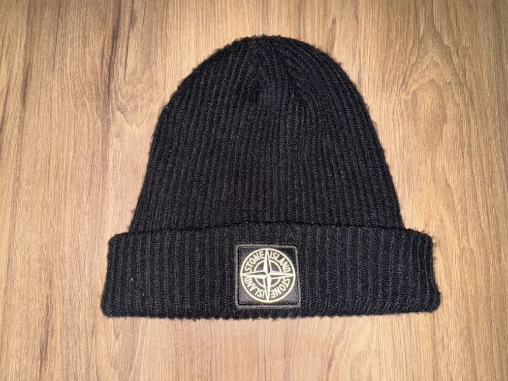 Продам шапку Stone Island