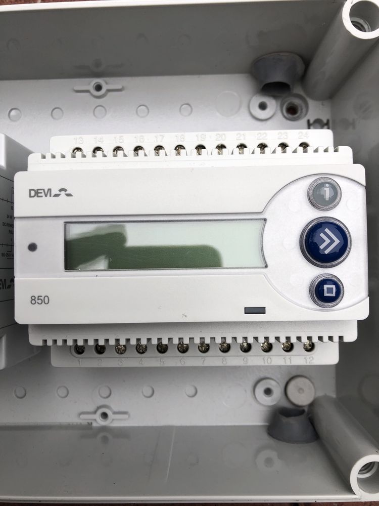 Termoregulator Danfoss DEVIreg 850 III + zasilacz