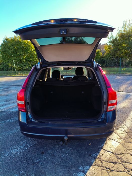 Kia Cee'd 1.6D // 2012 // Super Stan // Klima // Hak // Zamiana //

Sa