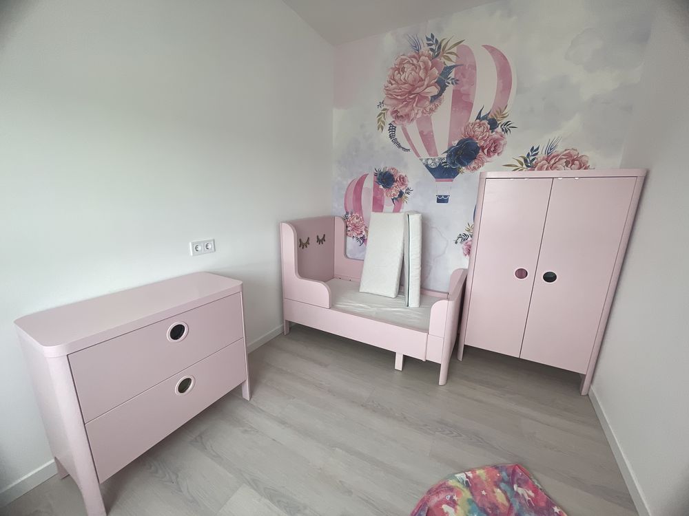 Набір меблів Ікеа бусунге. Ikea busunge шафа, комод ліжко рожева