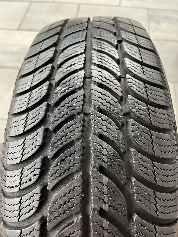 Zimowe Debica 185/60 r15 jak nowe