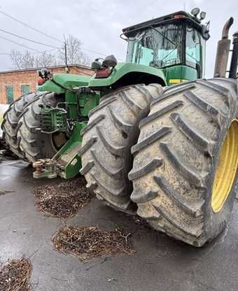 Трактор  John Deer