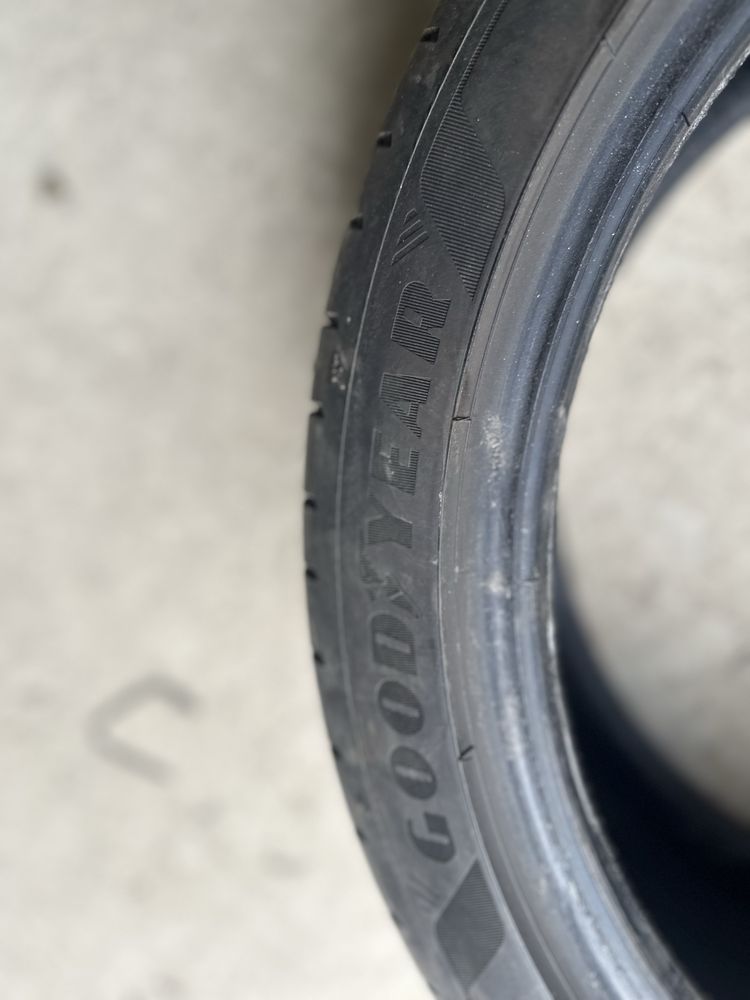 Шини 225 40 r18 Bridgestone