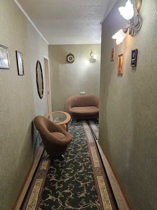 Продам просторную 2-к квартиру Донецкое шоссе Левобережный Караван