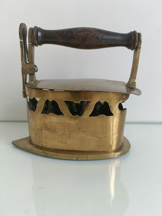 Żelazko - antyk - 125 zł