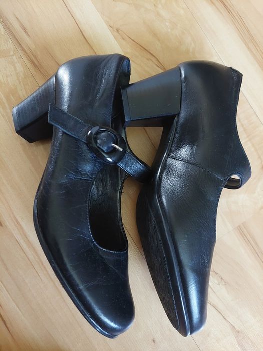 NOWE buty damskie marki Pavers rozmiar 36