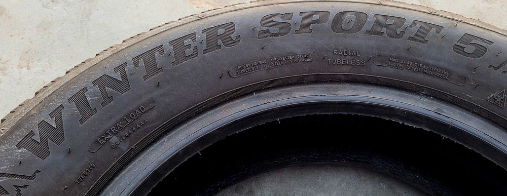 Sprzedam oponę zimową Dunlop Winter Sport 5 215/60R16 99H