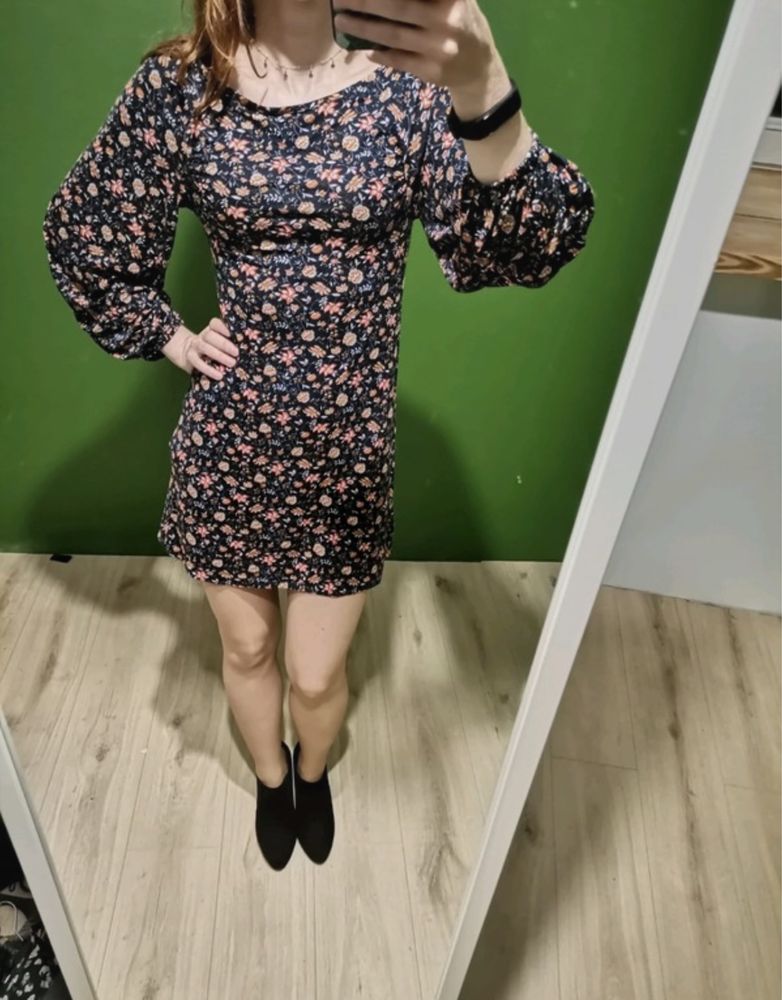 Sukienka Orsay letnia, dzianinowa w kwiatki XS