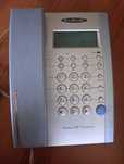 Stary telefon stacjonarny
