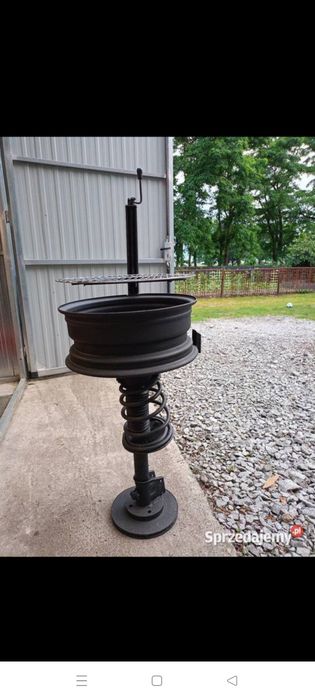 Grill węglowy ogrodowy do garażu