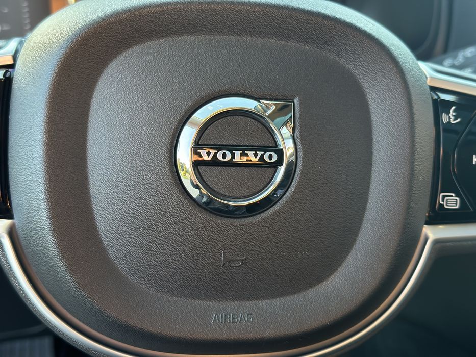 Продам Volvo XC90