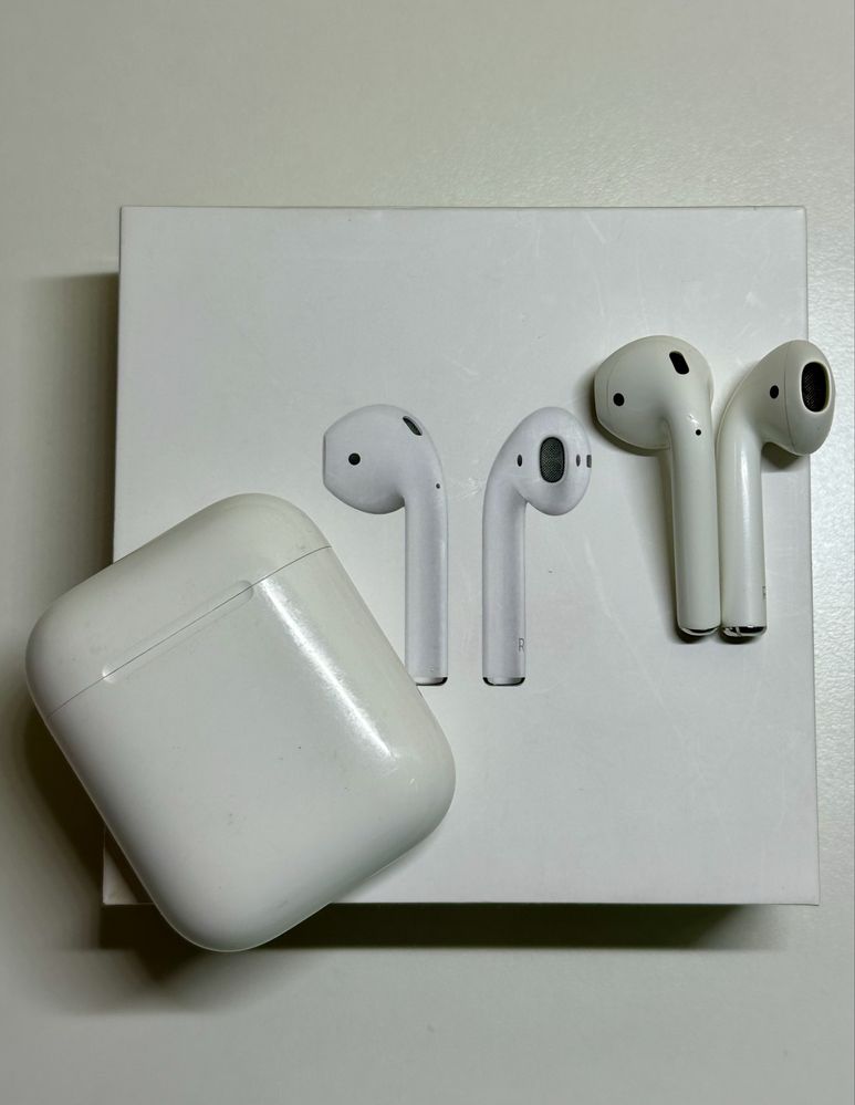 Airpods with charging case